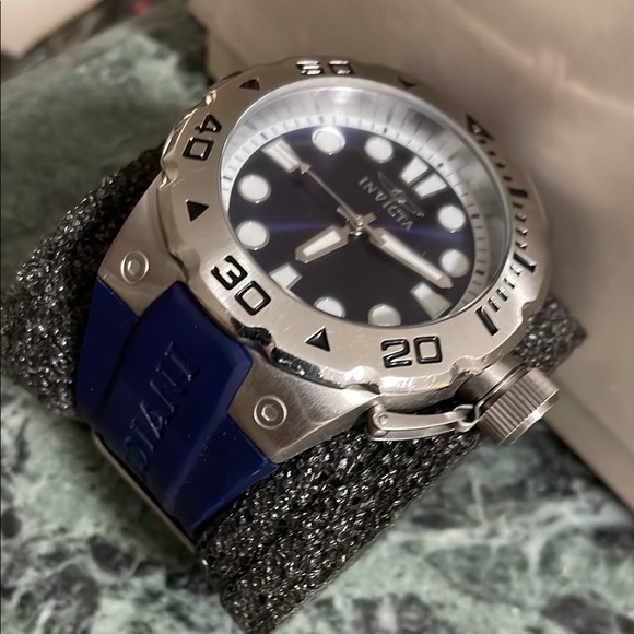 Invicta Men's Blue and Silver Watch - Picture 3 of 6